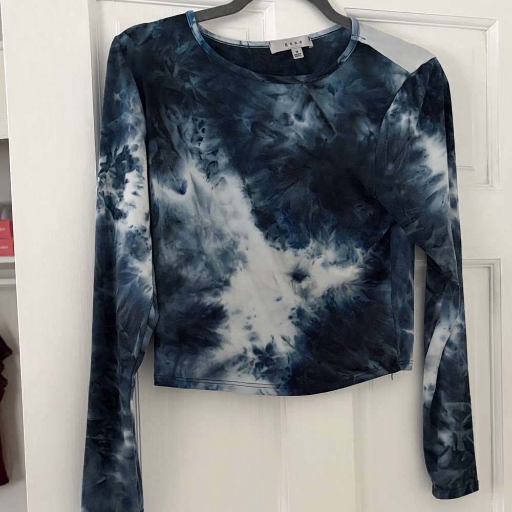 Gaze Navy and White Tie-Dye Long Sleeve Top